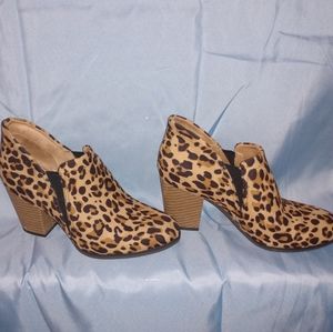 Leopard booties